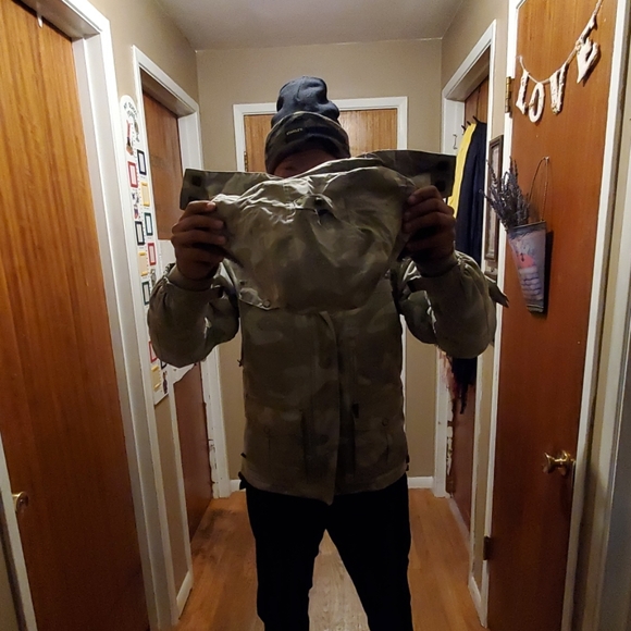 Coat - Picture 3 of 3